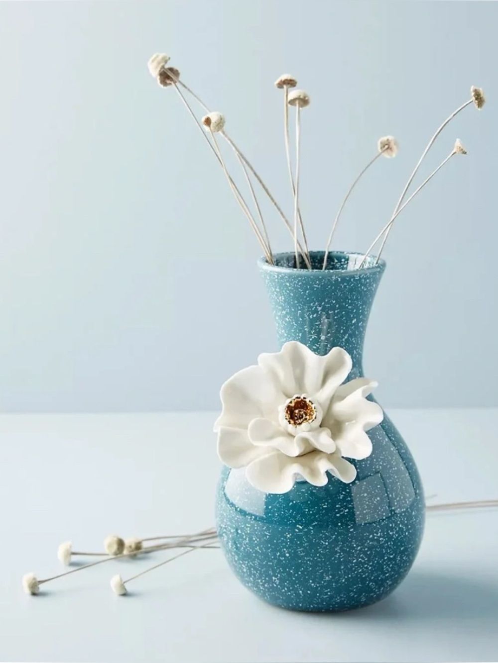 Anthropologie Speckled Dark Teal Vase With Large 3D White Flower 8 Inches Tall
